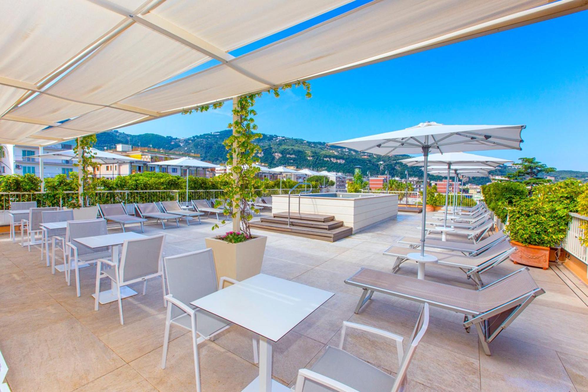 Hotel Michelangelo Sorrento Esterno foto